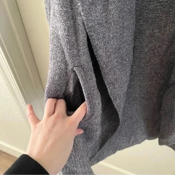 BAREFOOT DREAMS Grey CozyChic Lite Circle Cardi - Picture 3 of 6